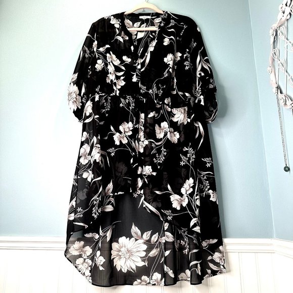 Maurices Tops - Maurices XL Floral Kimono Sheer Cardigan Tiered Hem V Neck Button Down Black